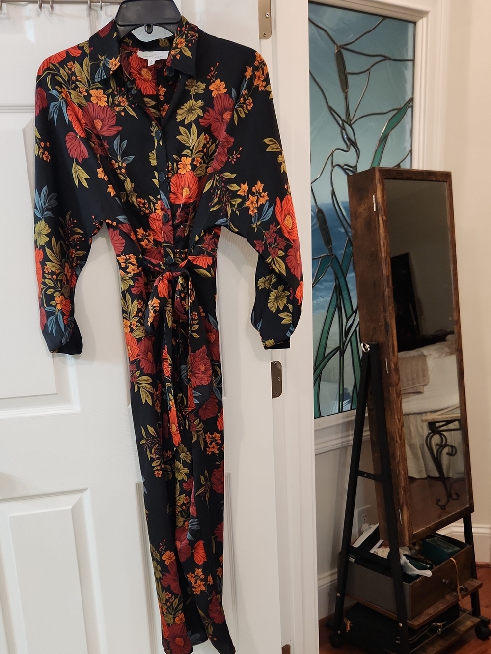 Black Floral Tie-Waist Maxi Dress